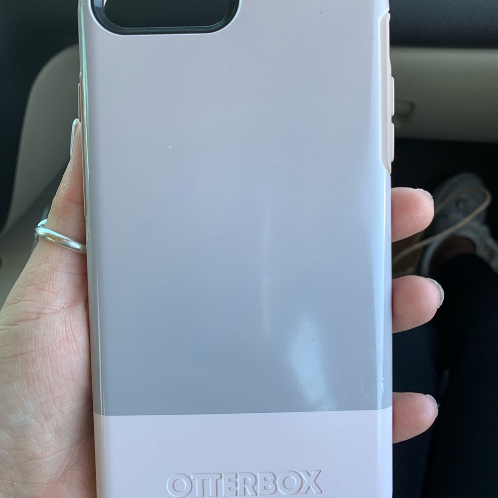 iPhone 7 Plus otter box case